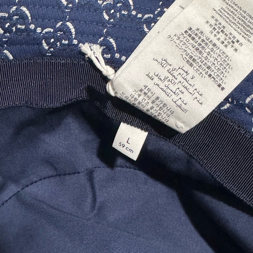 Gucci Navy White GG Monogram Bucket Hat - Picture 4 of 5